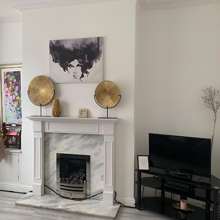 Gorgeous Stylish Cheri Victorian House In Manchester Villa Exterior foto